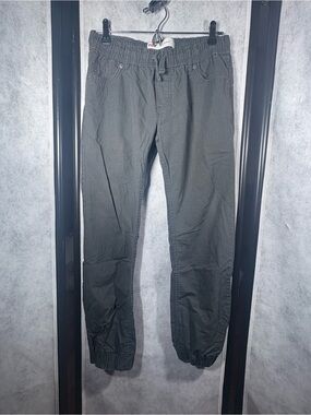Levi’s Kids Charcoal Gray Elastic Waist Jogger Pants Size 12-14 (152/158 cm)